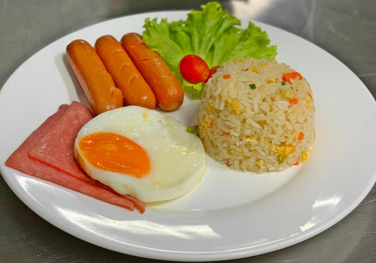 True Siam Rangnam Hotel Bangkok Bagian luar foto