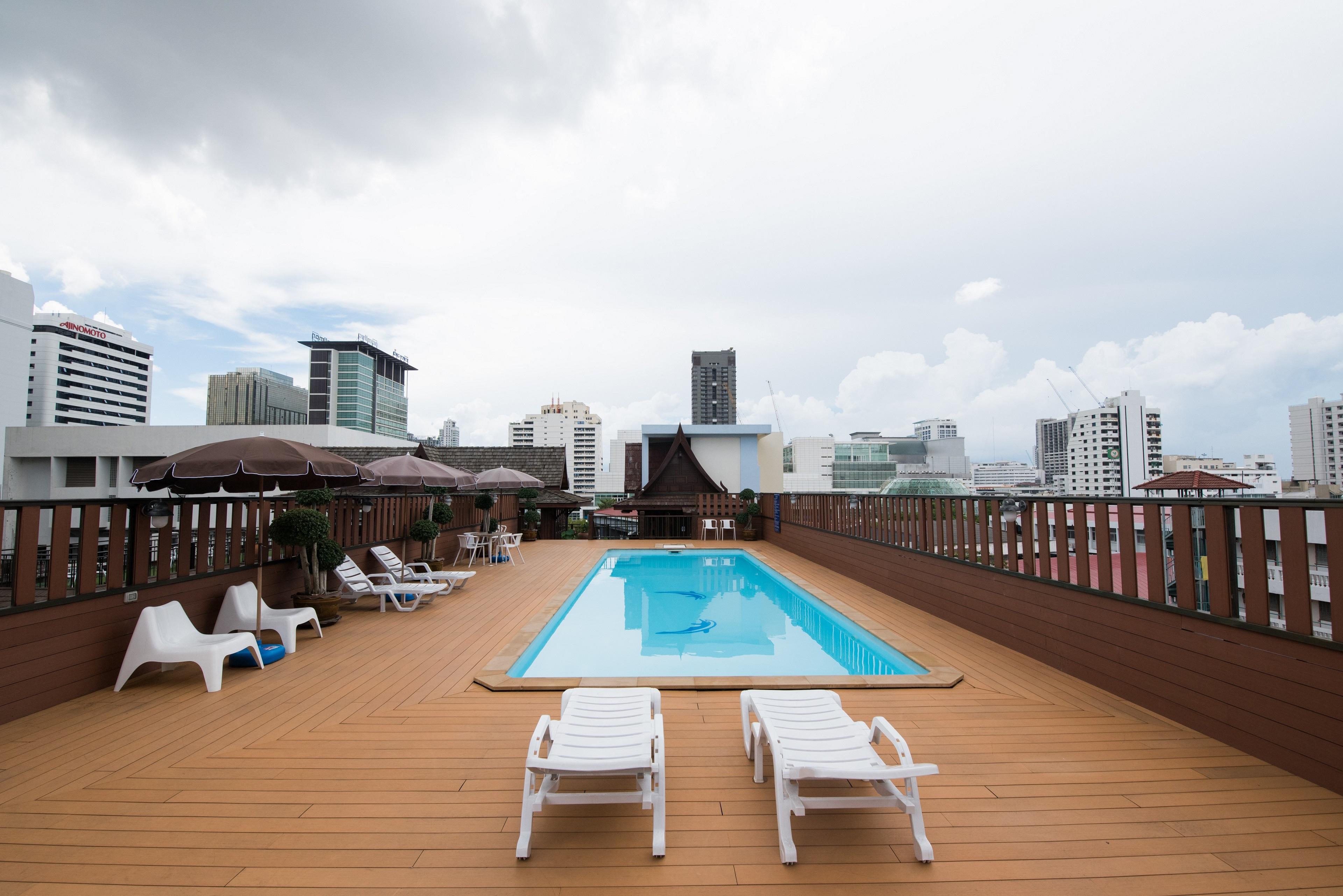 True Siam Rangnam Hotel Bangkok Bagian luar foto