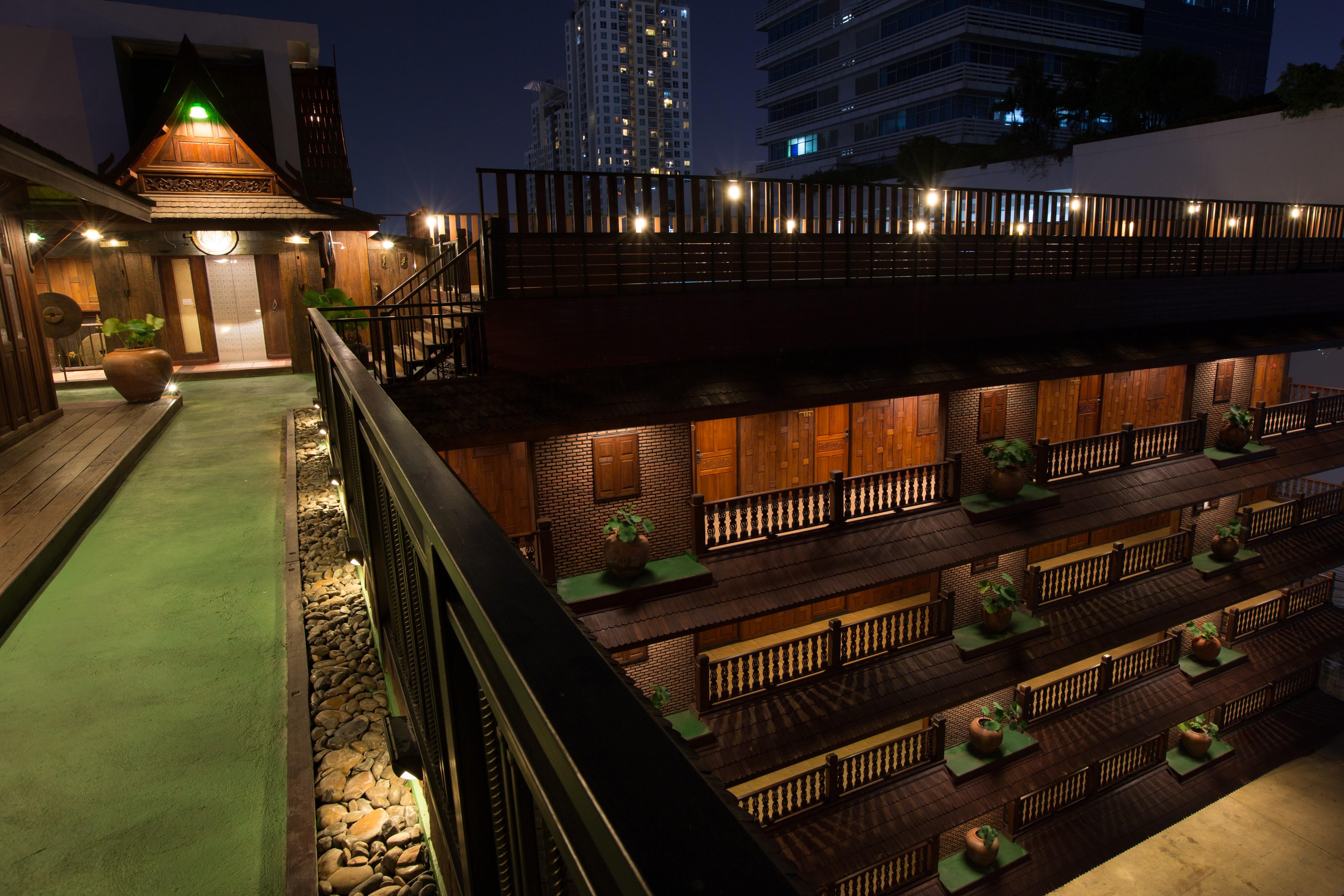 True Siam Rangnam Hotel Bangkok Bagian luar foto