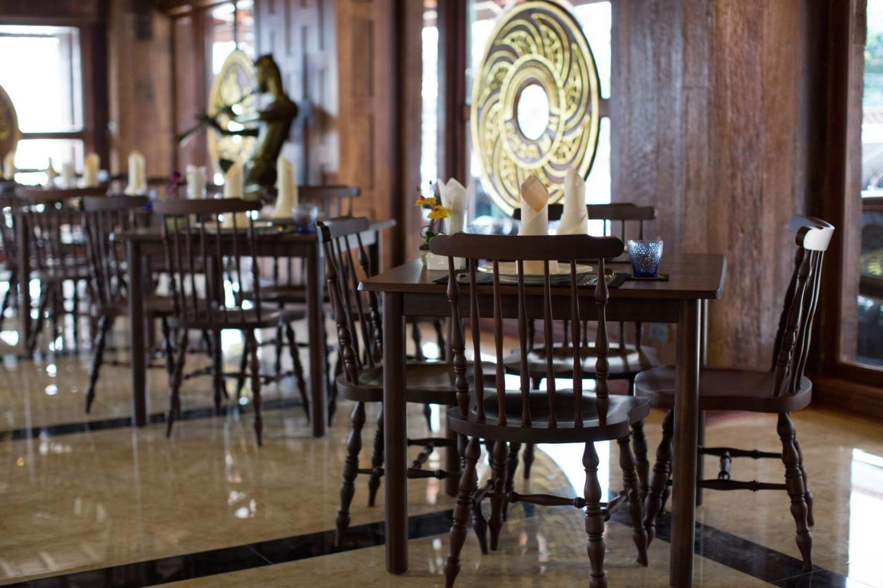 True Siam Rangnam Hotel Bangkok Bagian luar foto