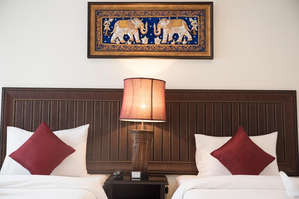 True Siam Rangnam Hotel Bangkok Bagian luar foto