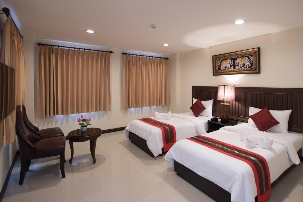 True Siam Rangnam Hotel Bangkok Bagian luar foto